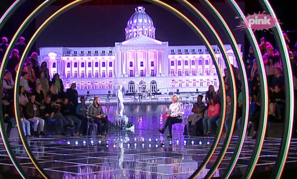 Pošto su obojica imali po osam loptica, nikome nisu duplirani glasovi.