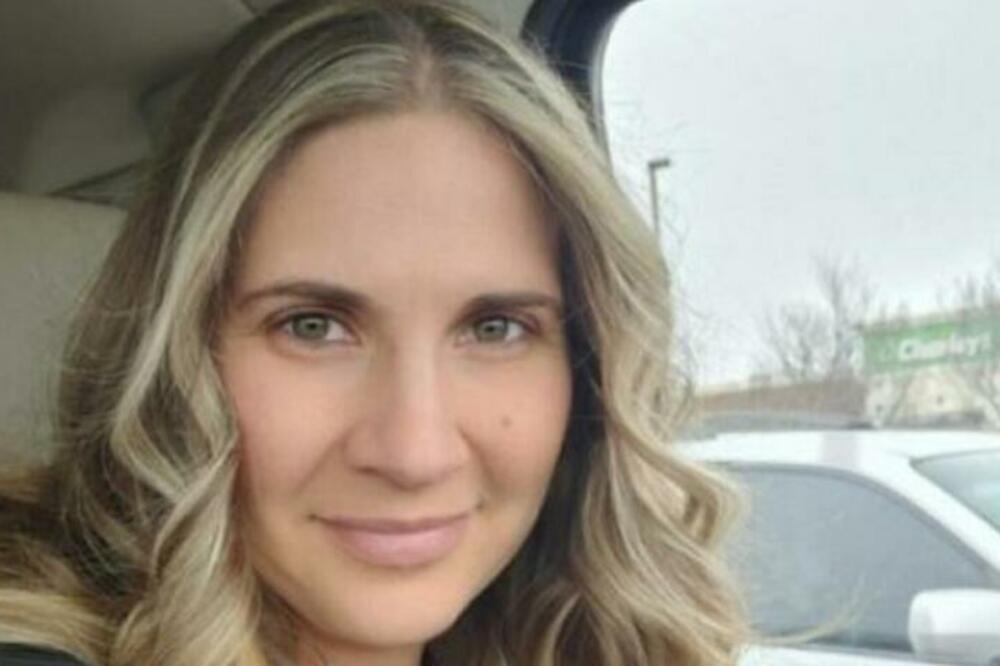 PORAĐALA SE SAMA PORED PUTA, DOK SU JE DECA ČEKALA U KOLIMA: Čim je stigla KUĆI usledio je NEOČEKIVANI PRIZOR