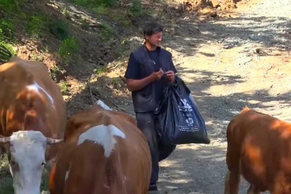 JOVICI IZ BRUSA DOVELI ALBANKU, A ONDA JE SHVATIO O ČEMU SE RADI: Bilo je kasno, VEĆ JE OSTAO BEZ NOVCA! (VIDEO)