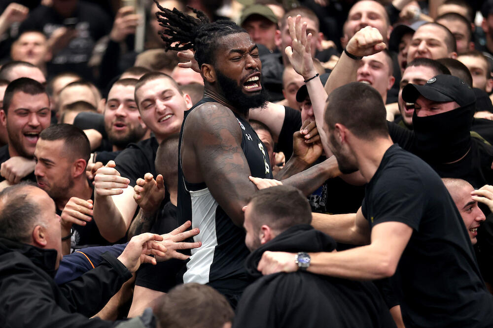 MATIJAS JE KRALJ: Lesor ZAPEVAO na srpskom, evo koja dva NARODNJAKA najviše voli! (VIDEO)