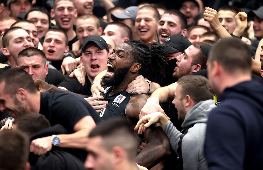 Matijas Lesor, Grobari, Navijači Partizana