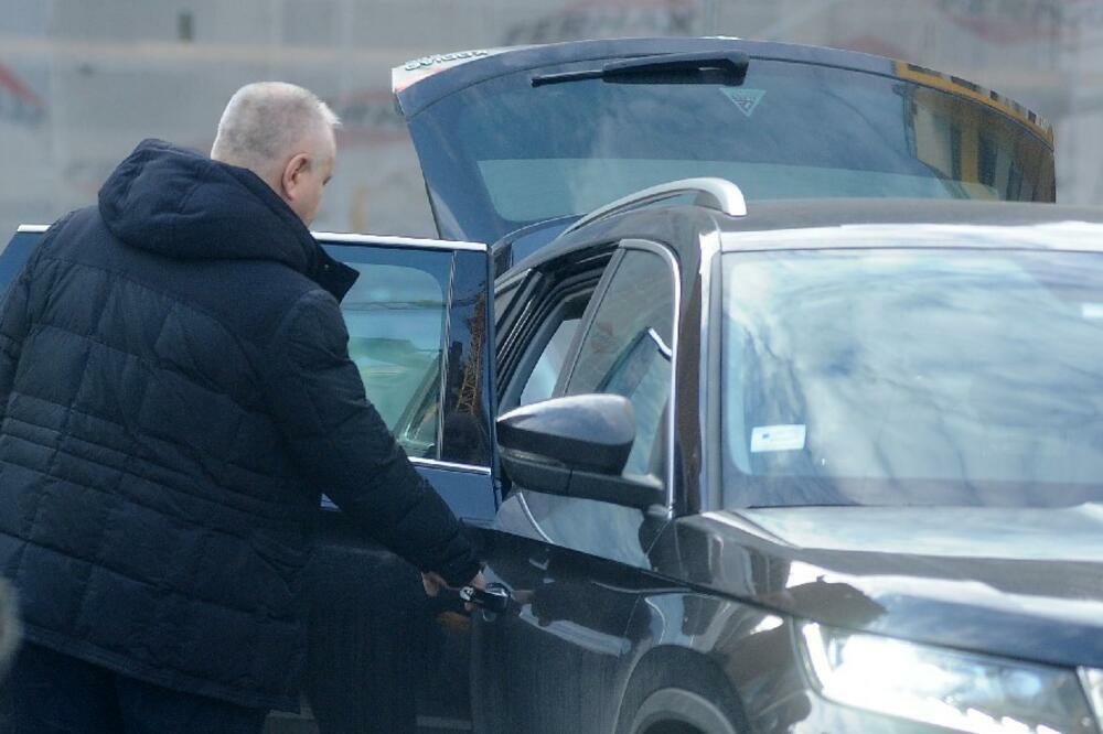 BIVŠI MINISTAR U VLADI SRBIJE SKROZ OSEDEO: Dugo ga nismo videli, evo gde je uhvaćen! (VIDEO)