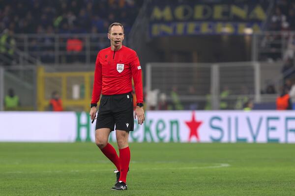 JOVANOVIĆ OD LUČANA DO SEVILJE! Srbin sudi engleskom velikanu (FOTO)