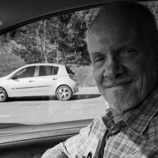 SRBI SU OBOŽAVALI NJEGOVOG JUNAKA: Čuveni crtač stripova preminuo u 69. godini