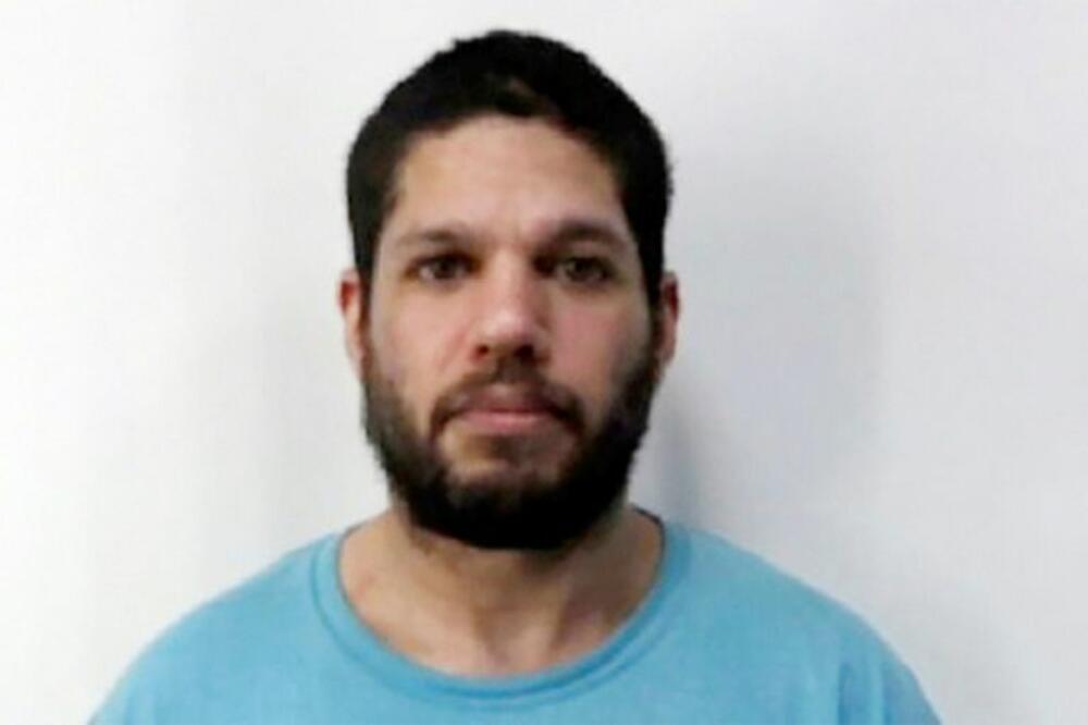 DEVOJČICA (13) PRONAĐENA ZAKLJUČANA U ŠUPI: Sumnja se da ju je Ivan (34) namamio preko INTERNETA, a to nije SVE