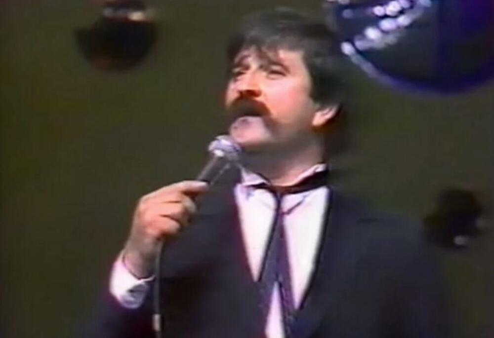 Hašim Hučuk Hoki bio je prvi na listi kada je u pitanju broj prodatih ploča