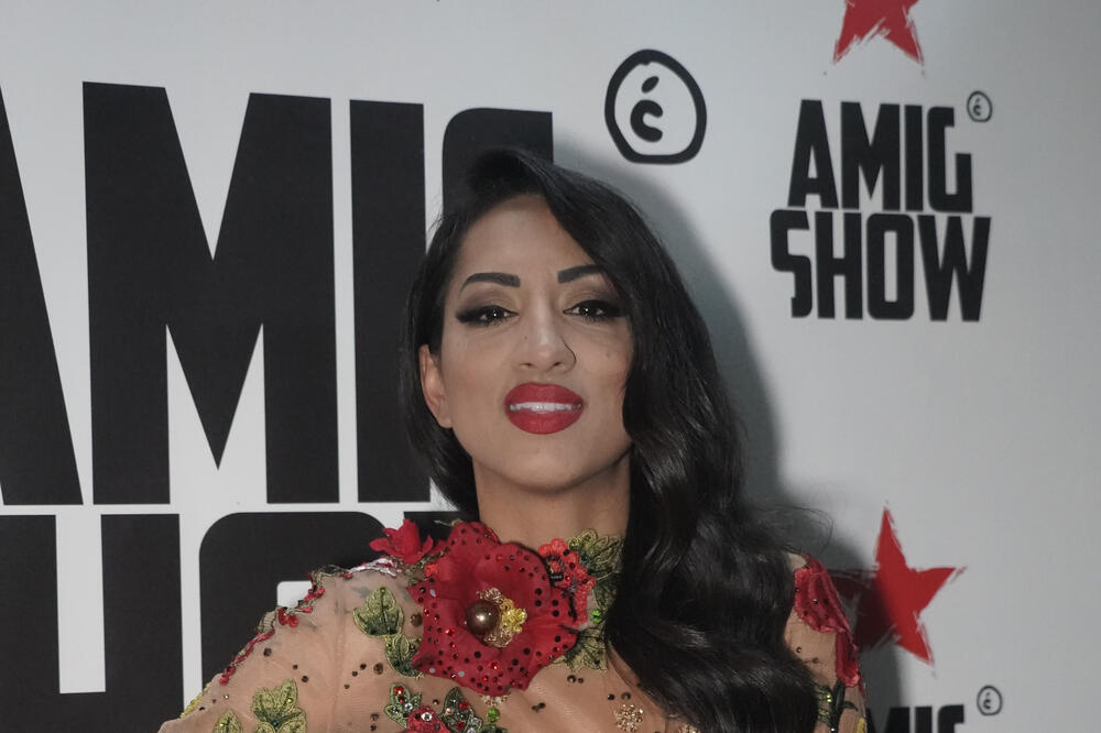 ZEJNA PROGOVORILA O ĆERKI, PRIZNALA KROZ ŠTA JE NJENO DETE PROŠLO U ŠKOLI: Jedan momenat je bio PRELOMAN kod njih