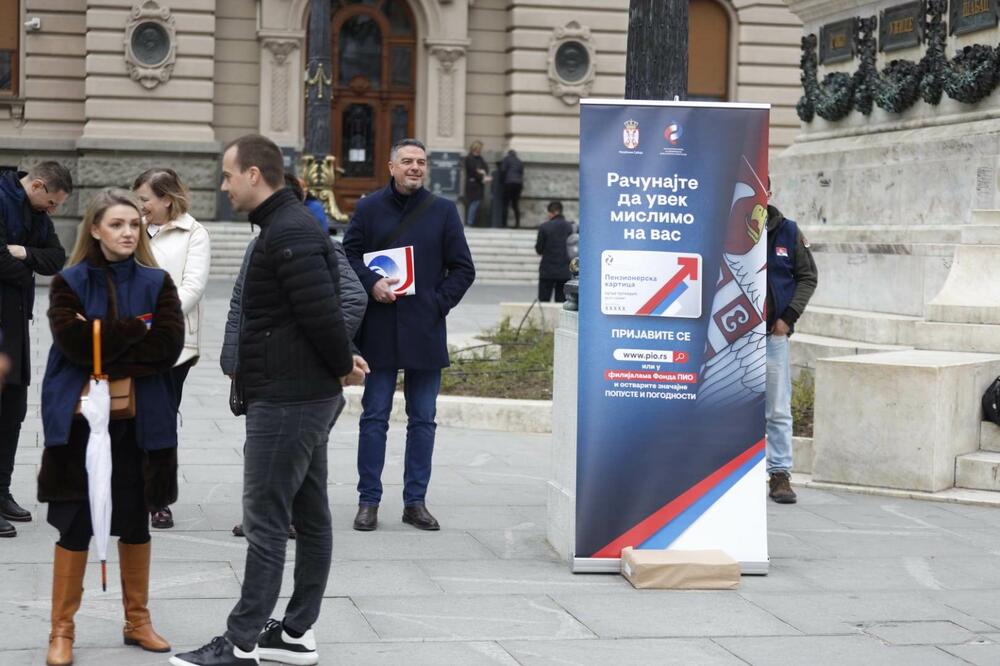 PENZIONERI ĆE PLAĆATI I UPOLA MANJE: Evo gde možete naći KOMPLETAN SPISAK FIRMI koje daju POPUSTE!