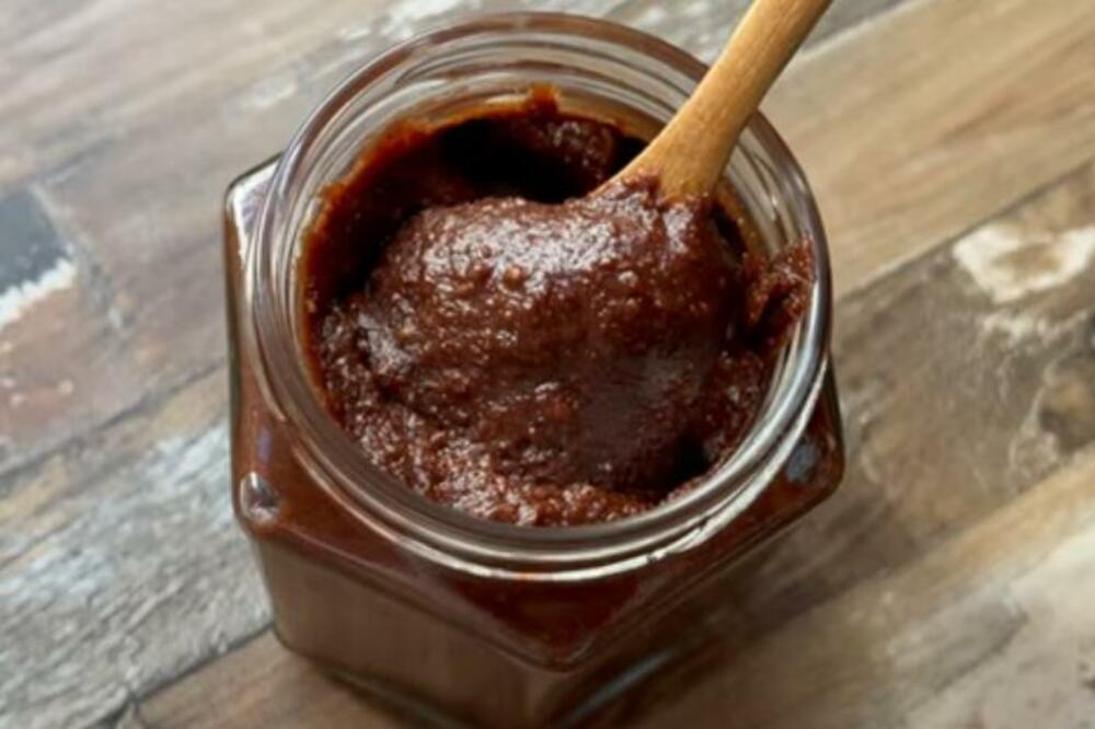 RECEPT ZA DOMAĆU NUTELU ZALUDEO JE SVE SRPSKE DOMAĆICE: Bolja od bilo koje KUPOVNE, topi se u PALAČINKAMA
