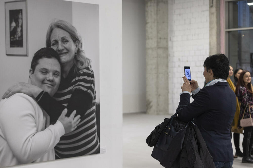 OTVORENA IZLOŽBA &bdquo;SVI SMO OSOBE U RAZVOJU&ldquo;: Život ovih ljudi može biti lep, ispunjen i kvalitetan!