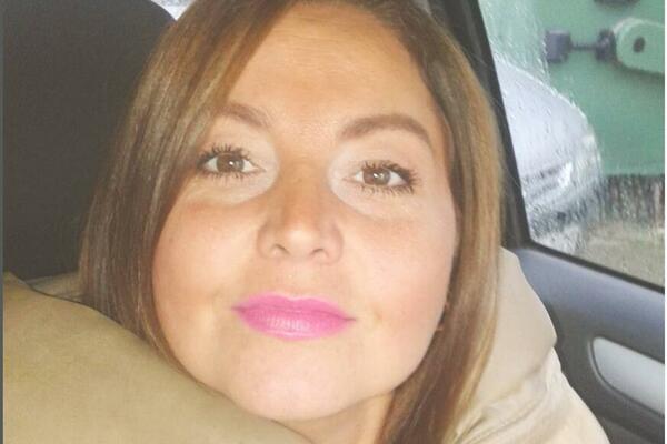 ZABLISTALA JE I NESTALA: Da li ste znali da je ova PEVAČICA sestra poznatog kreatora koji je PROMENIO POL