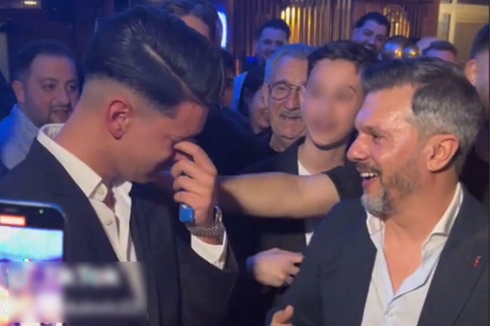 NEVIĐEN SNIMAK BALKANSKOG VESELJA: Slavljenik dobio SKUPOCENE POKLONE, pa briznuo u PLAČ! Nije mu LAKO! (VIDEO)