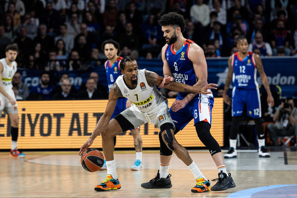 Kevin Panter na utakmici Efesa i Partizana