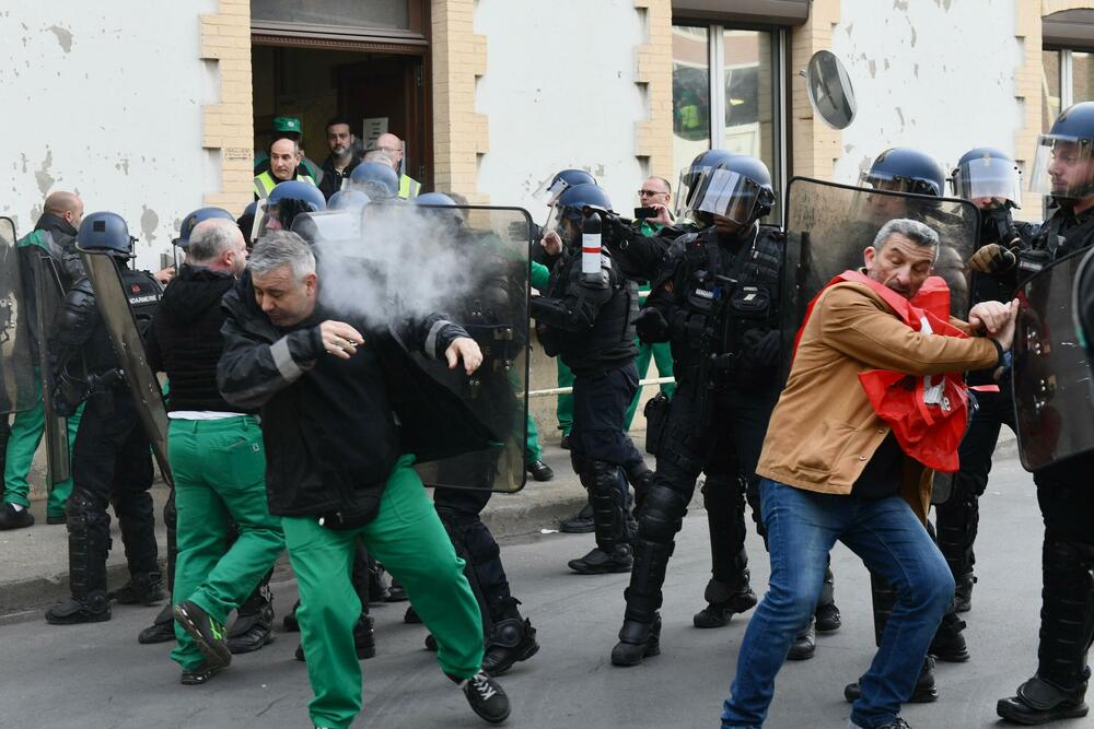 Demonstracije u Parizu