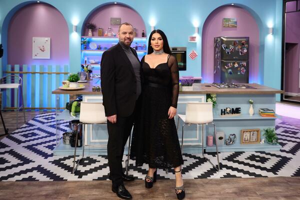 KUVANJE ZA KOSTIĆE NIJE SAMO OBAVEZA VEĆ I ZABAVA! Majka Dragana i snajka Nives napravile odličnu atmosferu