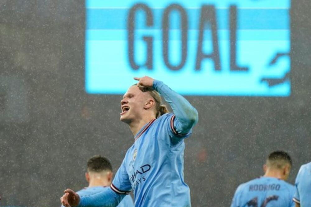 SILNI SITI U POLUFINALU FA KUPA, PONIZILI I BURNLI - 6:0: Nemilosrdni Holand zamenjen posle novog HET-TRIKA!