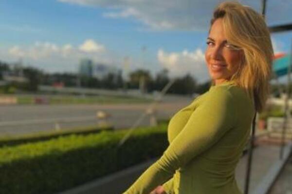 PUKLA BRUKA U ŠPANIJI: Poznata voditeljka otkrila da je spavala sa mnogim fudbalerima Barselone i Reala! (FOTO)