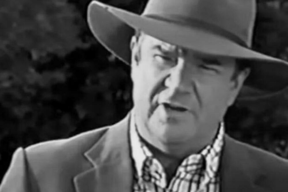 TELO GLUMCA (66) IZVUČENO IZ VODE: Prolaznici pokušali da ga reanimiraju, ali BEZUSPEŠNO