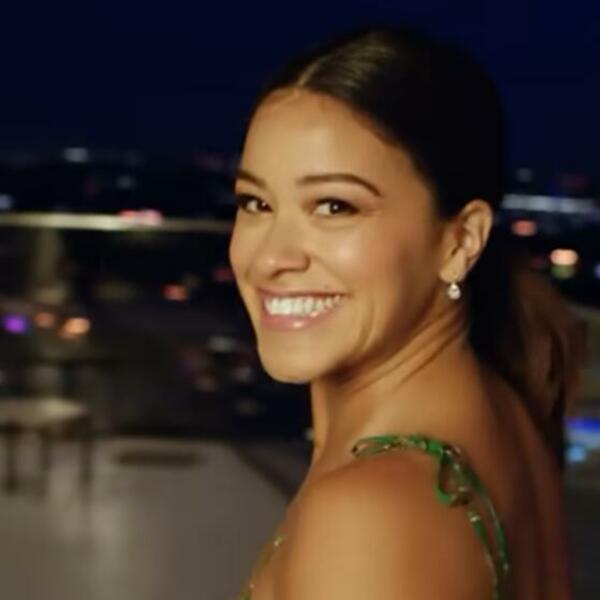 ZVALI SU JE "NAJPOZNATIJA DEVICA NA SVETU", A SADA SE PORODILA: Krila da je postala majka, OVO ju je odalo