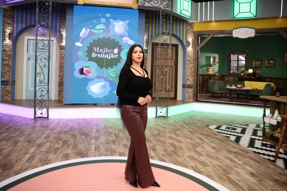 Pred nama je sedma takmičarska nedelja u kojoj ćemo ugostiti porodice Novaković.