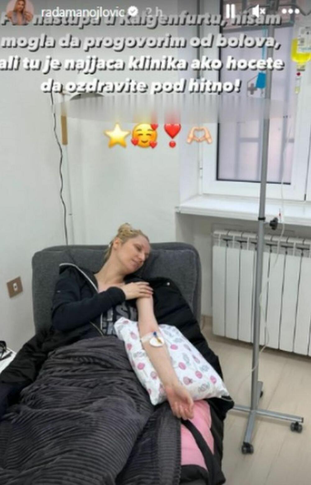 Rada je nedavno podelila fotografiju iz bolnice, na kojoj se vidi da je bleda kao krpa, izmučena i da joj je priključena infuzija.