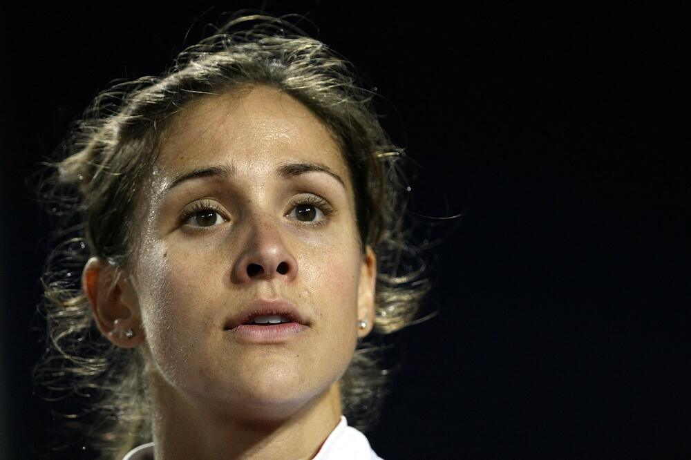 PIJANI VOZAČ JOJ UBIO OCA, TRENER JE ZLOSTAVLJAO! Ispovest Hrvatice: Osetila sam da NJEGOV PRST ide gde ne treba!