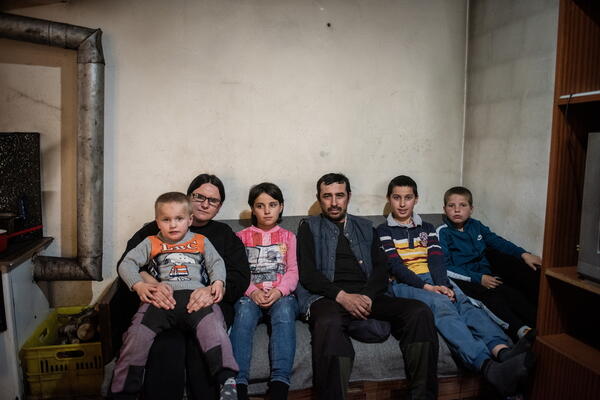 NIKADA NISU ZNALI ZA BOLJE: Đorđevići žive u prepravljenoj GARAŽI, poslednja su SRPSKA kuća u PREŠEVSKOJ MAHALI!