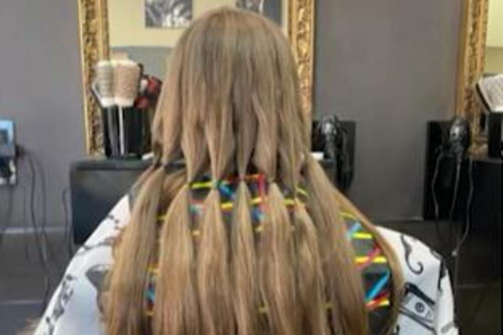 O MALOJ VIKTORIJI (8) TREBA DA BRUJI CELA SRBIJA! Odsekla kosu i donirala za periku devojčici oboleloj od raka