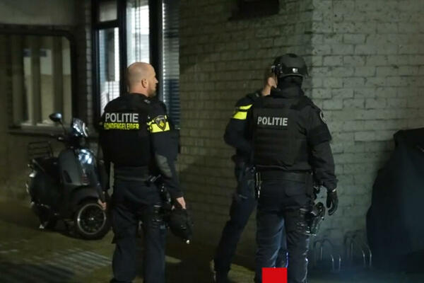 UŽAS U ROTERDAMU! 3 OSOBE RANJENE, policija pucala na NAPADAČA