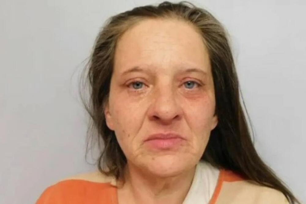 IZBOLA VERENIKA (82) NASMRT, PA DVA MESECA ŽIVELA SA NJEGOVIM LEŠOM U KUĆI: Otkrivena samo zbog JEDNE STVARI