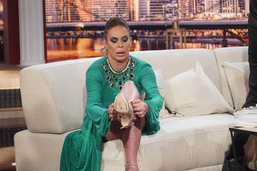 MILENA KAČAVENDA HITNO POBEGLA IZ SRBIJE: Plaši se za svoj ŽIVOT