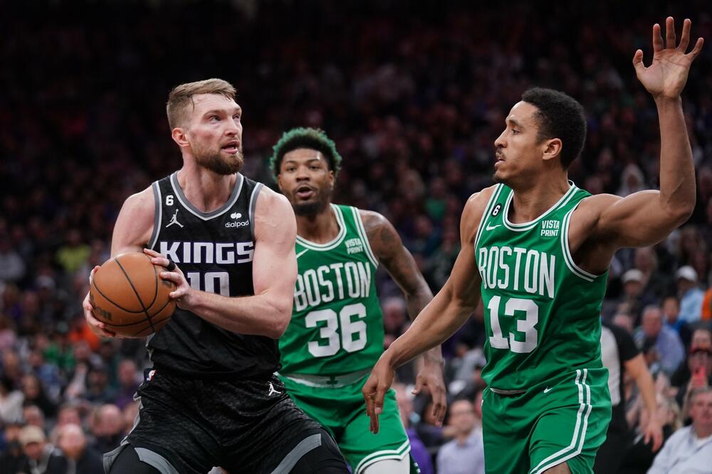 SABONIS IDE STOPAMA JOKIĆA: Novi tripl-dabl Litvanca, Seltiksi prejaki za Kingse! SRPSKI ZET se povredio (VIDEO)