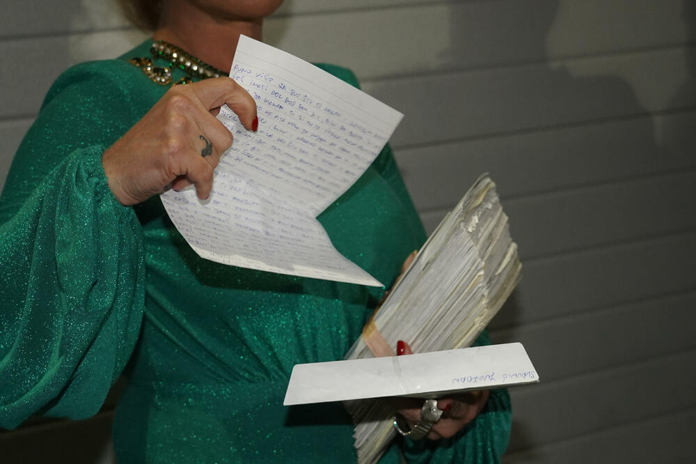 ZAVIRITE U ZVEZDANOVA SKANDALOZNA PISMA IZ ZATVORA: Više nema ŠTA DA SE KRIJE, OVO JE NJEGOVA RUKA PISALA