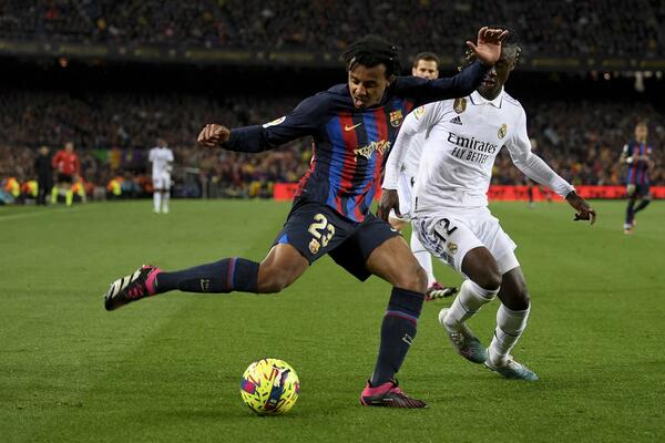 VELIKI SKANDAL TRESE ŠPANIJU: Real "POKRADEN" u El Klasiku - postoje i dokazi? (VIDEO)