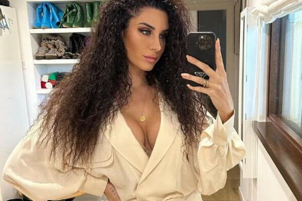 VALENTINA SPALILA INSTAGRAM: Najvrelija košarkašica sveta obožava da se SVLAČI pred kamerom (FOTO/VIDEO)