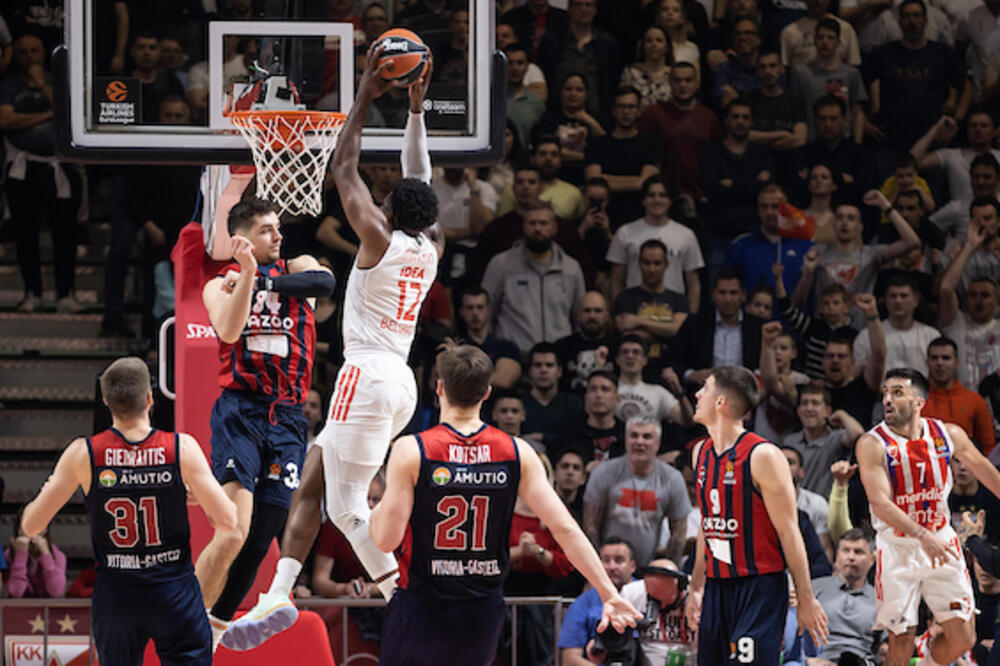 ZVEZDA I DALJE U ŽIVOTU ZA TOP 8: Na krilima "Delija" srušena snažna Baskonija! (VIDEO/FOTO)