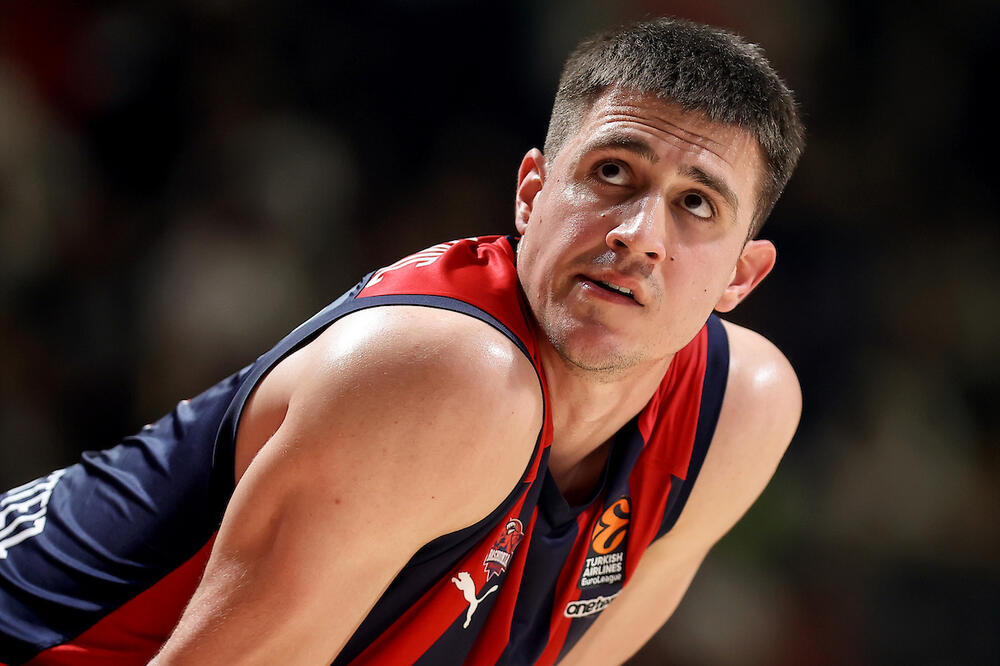 VANJA MARINKOVIĆ NASTAVLJA DA BRILJIRA! Srpski as sasuo Feneru 35 poena, a sada srušio bivši tim!