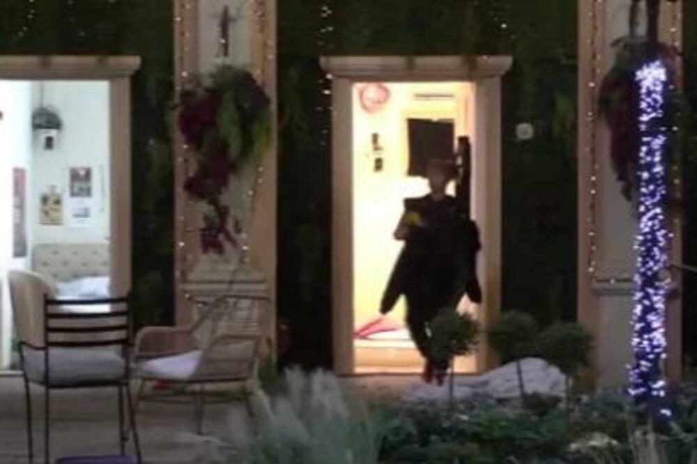 MILJANA UHVATILA NA GOMILI ZOLU I ANITU: Nastao NEVIĐENI HAOS nakon onoga što im je uradila