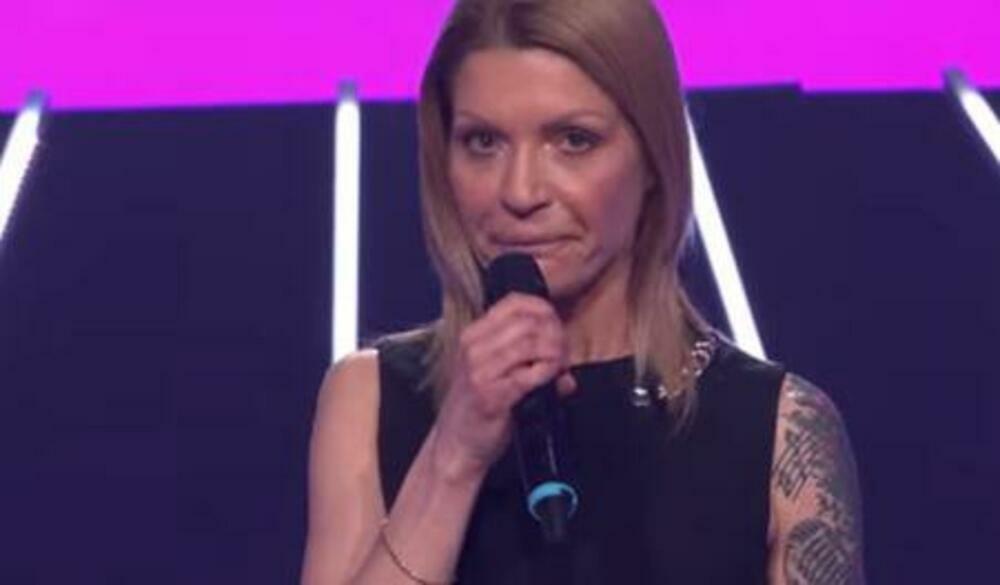 Ravnodušan nije bio ni Žika Jakšić koji je pustio suzu, a zbog priče jedne takmičarke ceo studio se naježio od glave do pete