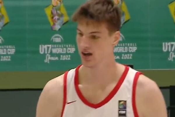 ČUDO OD DETETA NASTAVILO DA RASTE! U NBA prate svaki njegov centimetar, a sada je dostigao ovu NEVEROVATNU BROJKU!