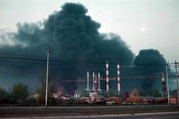 NA DANAŠNJI DAN JE "99. NIŠ ZAVIJEN U CRNO: Poginulo je 16 osoba, među njima i Ljiljana u 7. mesecu trudnoće