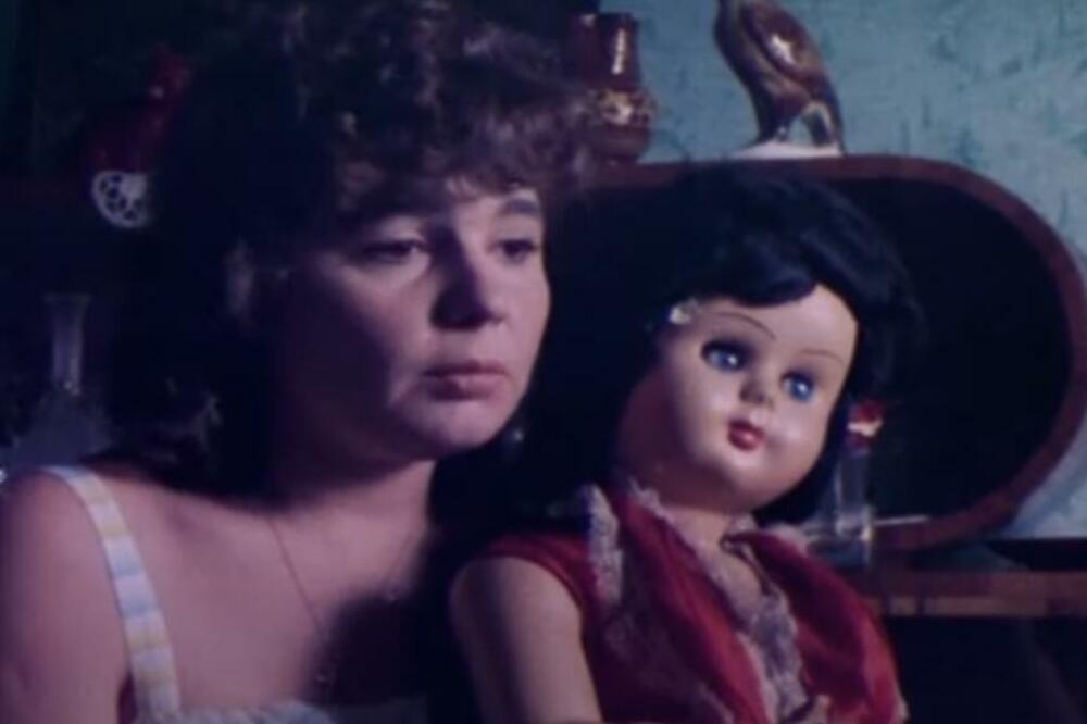 KULTNA SCENA SA BATOM ŽIVOJINOVIĆEM JOJ OBELEŽILA ŽIVOT: Štefica Cvek danas je DRUGA ŽENA, živi daleko od BALKANA