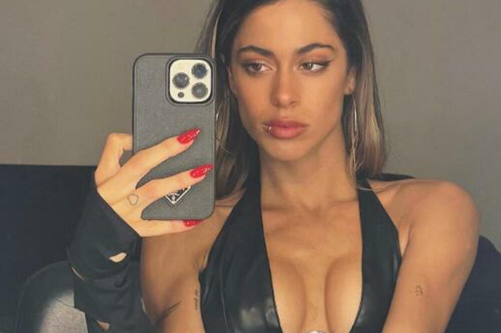 SA OVOM PEVAČICOM JE POZNATI FUDBALER VARAO ŽENU: U Kataru je bilo VELIKIH PROBLEMA, sada je sve ISPLIVALO! (FOTO)