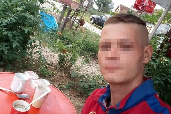 OVO JE MLADIĆ OSUMNJIČEN DA JE UBIO STRICA U SREMSKOJ MITROVICI: Nasmrt ga IZBO sa drugarom, pa pobegli zajedno!