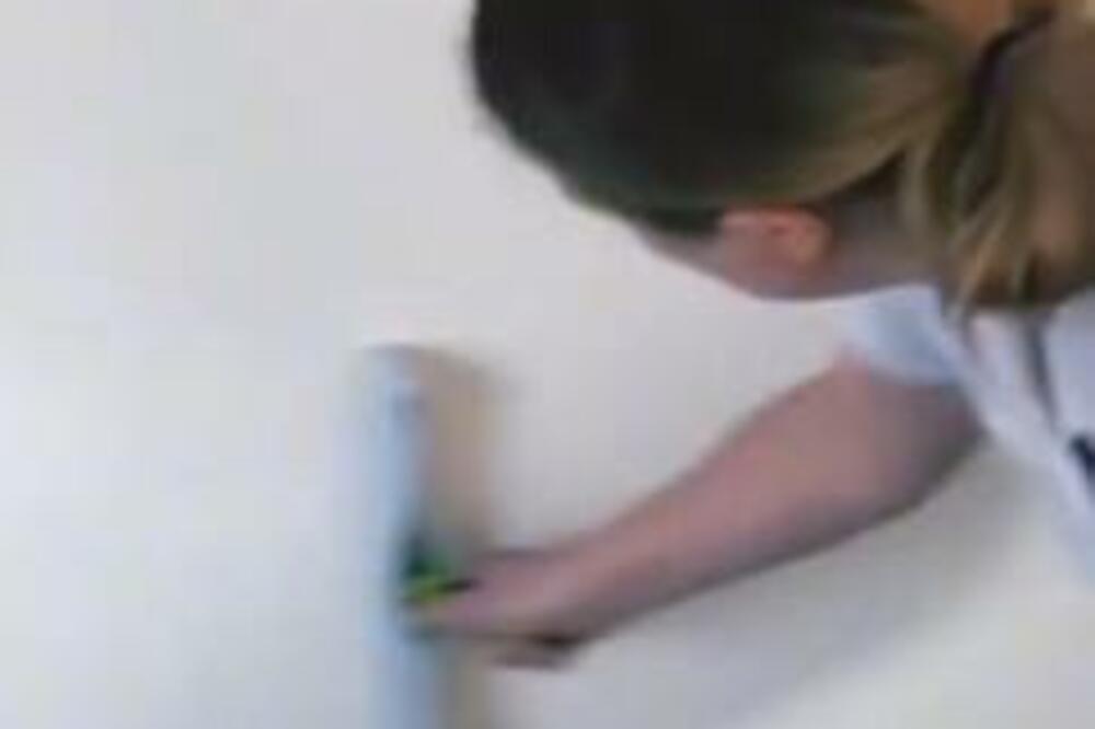 SVI MASOVNO GUGLAJU OVAJ TRIK ZA ČIŠĆENJE ZIDOVA: Toliko je jednostavno i jeftino da ćete ODMAH ISPROBATI