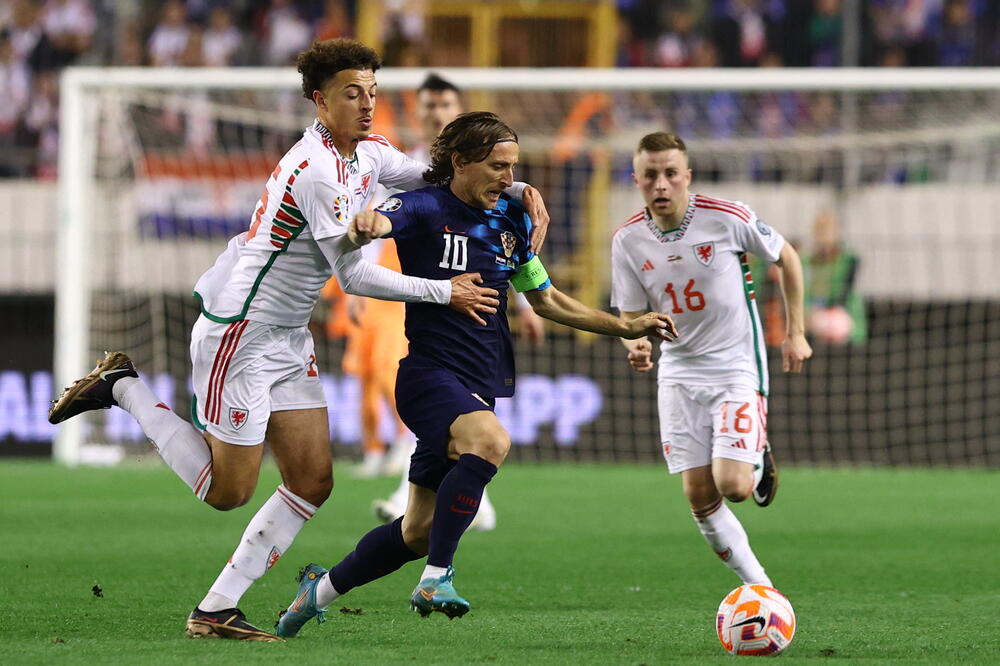 HRVATSKA U NADOKNADI OSTALA BEZ CELOG PLENA: Španija ubedljivo savladala Norvešku! (FOTO)