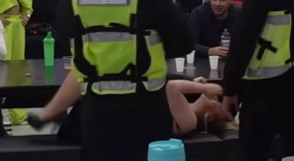 Histerija i plakanje