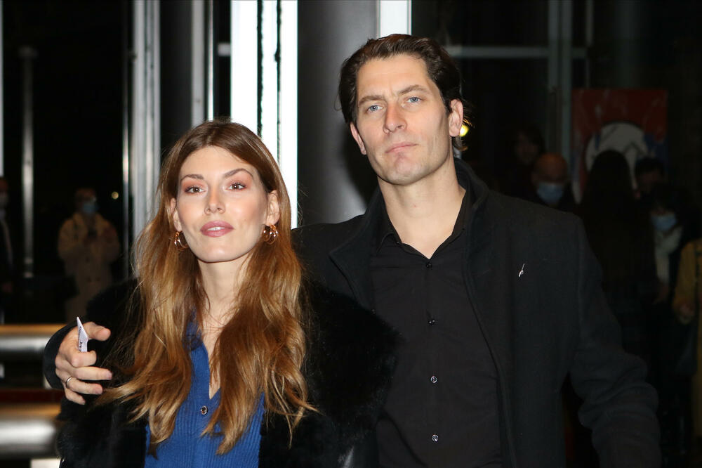 TAMARA DRAGIČEVIĆ IZAŠLA IZ PORODILIŠTA: Petar Benčina nikad ponosniji, pokazao kako uživaju u "proširenom sastavu"