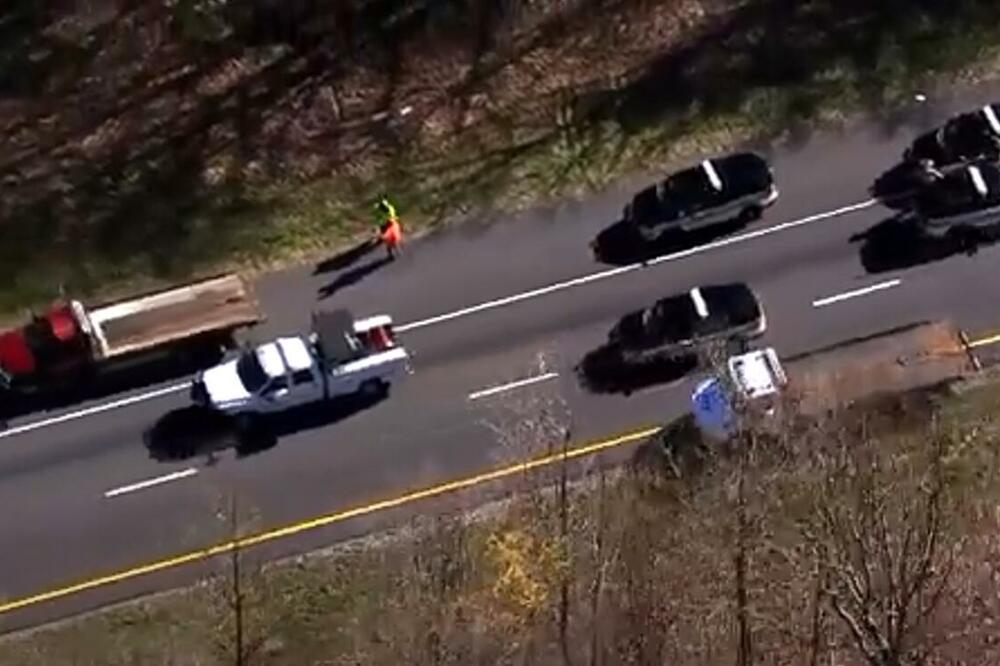 POGINULO 12 OSOBA: Sudarili se kamion i automobil na pumpi u Turskoj