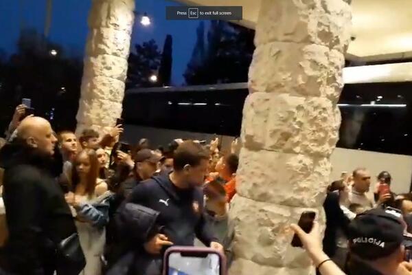 NEVIĐENA BURA PRED MEČ CRNA GORA-SRBIJA! Jedan Tvit "zapalio" REGION - ne može bez politike